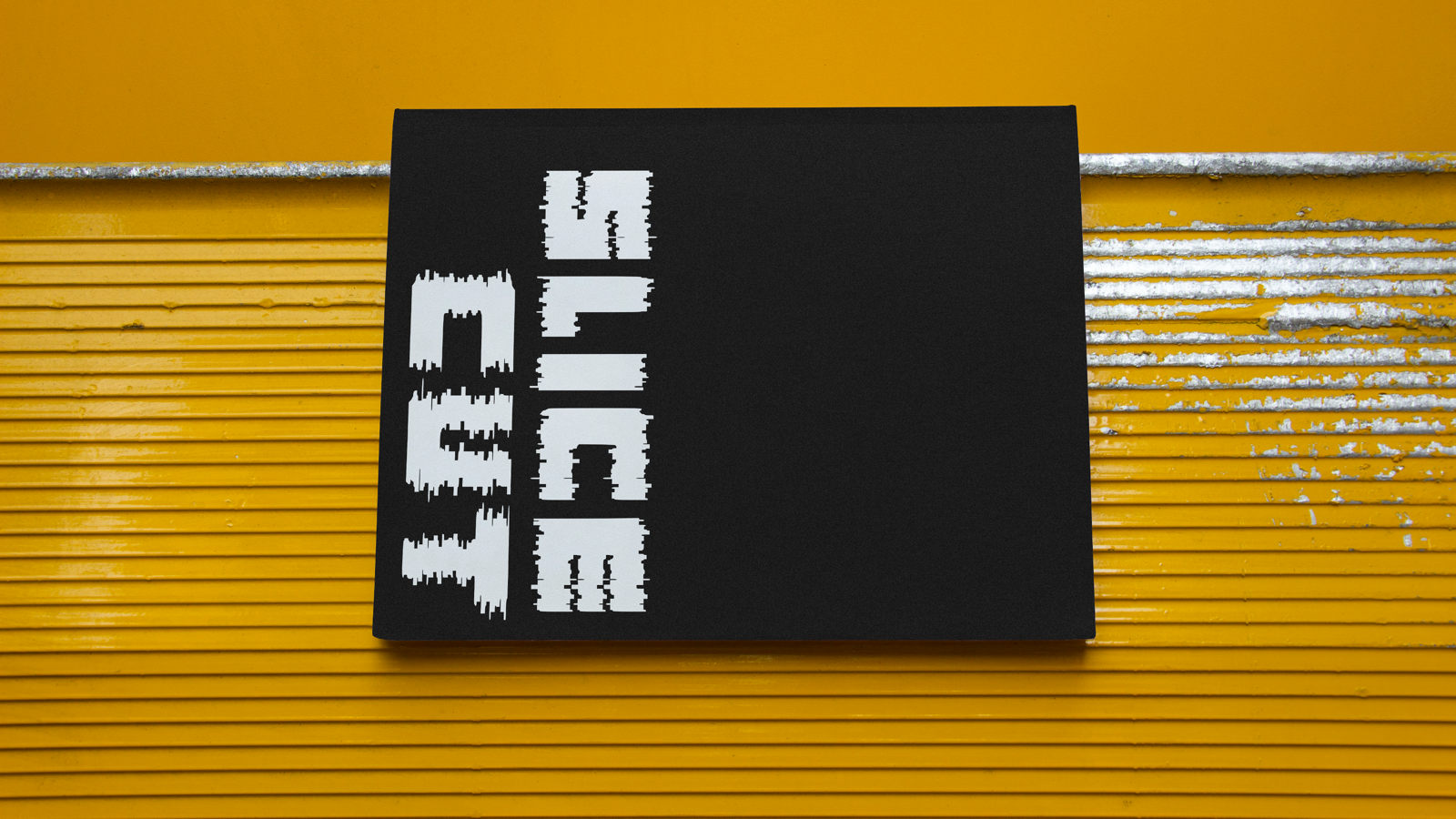 Typography: Slicecut mockup